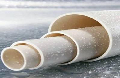 原料價(jià)格接近，PE管與PVC管替代性幾何？