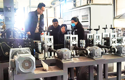 北京化工大學(xué)教授馬秀清、薛平一行來山東輝瑞指導(dǎo)