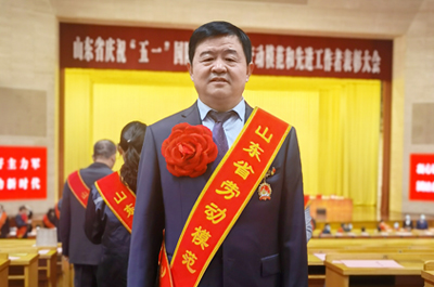 山東省五一勞動(dòng)獎(jiǎng)?wù)芦@得者侯成安宣講“勞模精神”